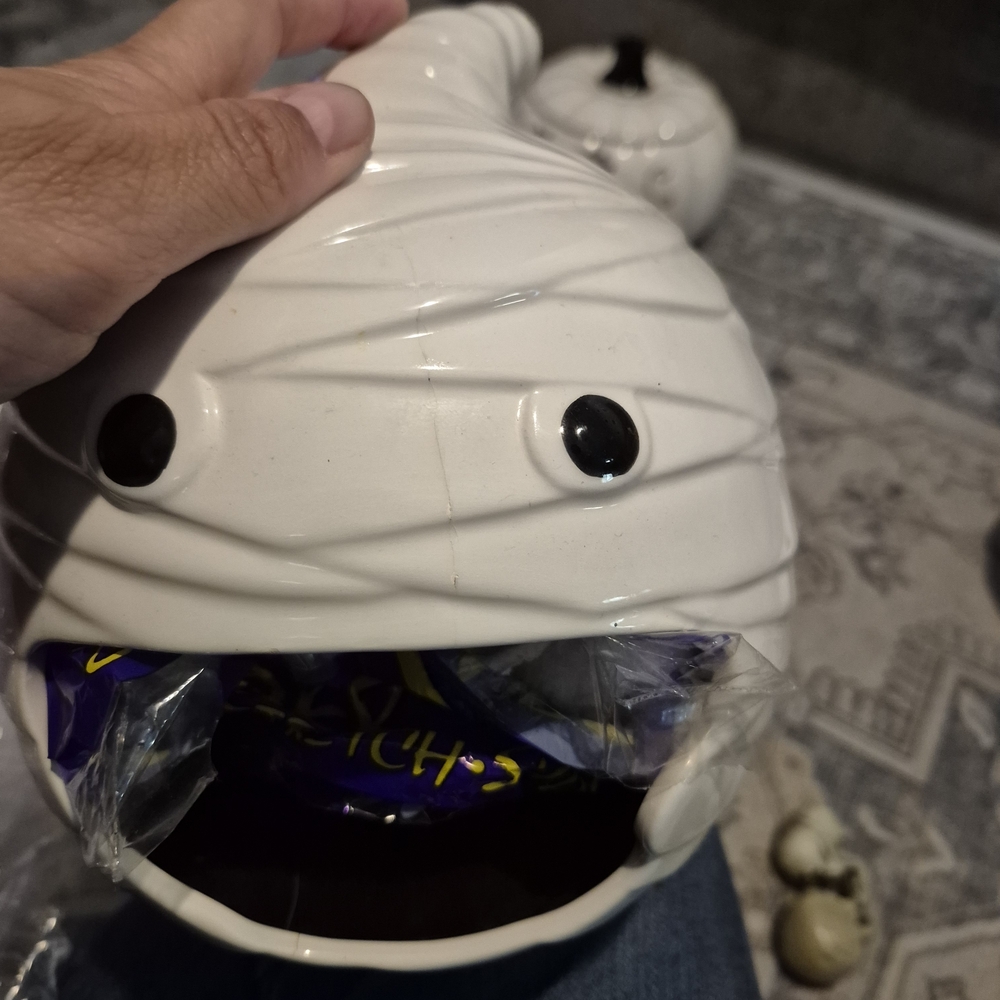 White Mummy Ceramic Candy Bowl - Picture 2 of 5